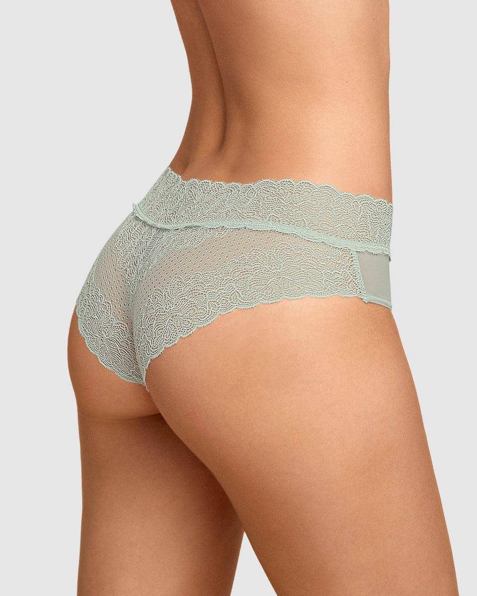 Braguita cachetero de tiro medio en tul y encaje