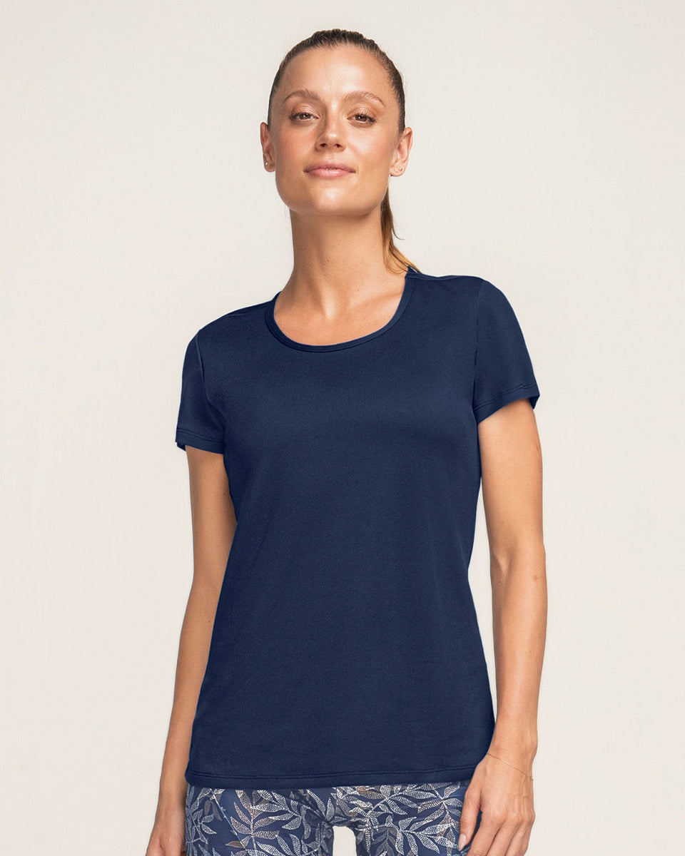 Camiseta deportiva de secado rápido y silueta semiajustada