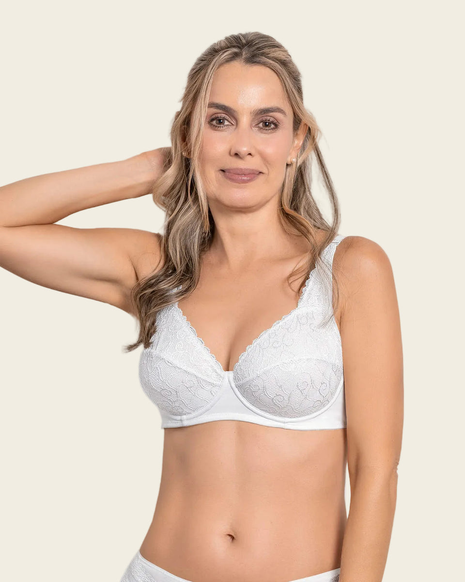 Sujetador triangular con copas en encaje y espalda en tela lisa