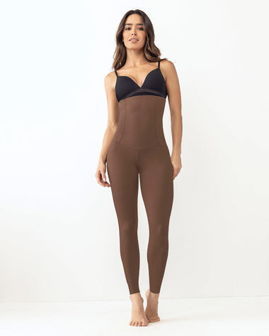 Legging de tiro alto con control fuerte de abdomen#color_875-habano-oscuro