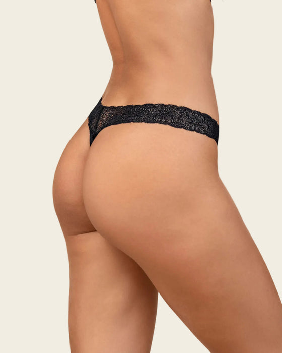 Tanga con encaje en cintura y tela lisa#color_700-negro