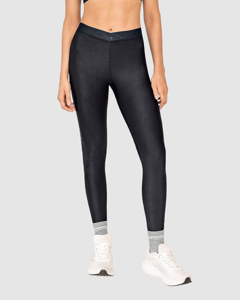 Legging deportivo con pretina en forma de V