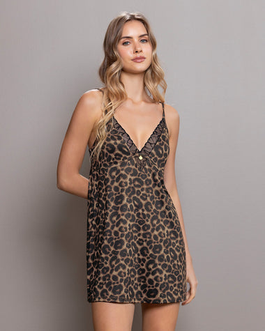 Camisón corta con encaje y escote profundo en espalda Leonisa by Serez#color_225-animal-print