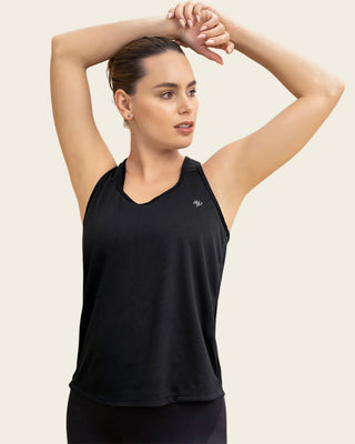 Camiseta deportiva de secado rápido y silueta semiajustada para mujer#color_700-negro